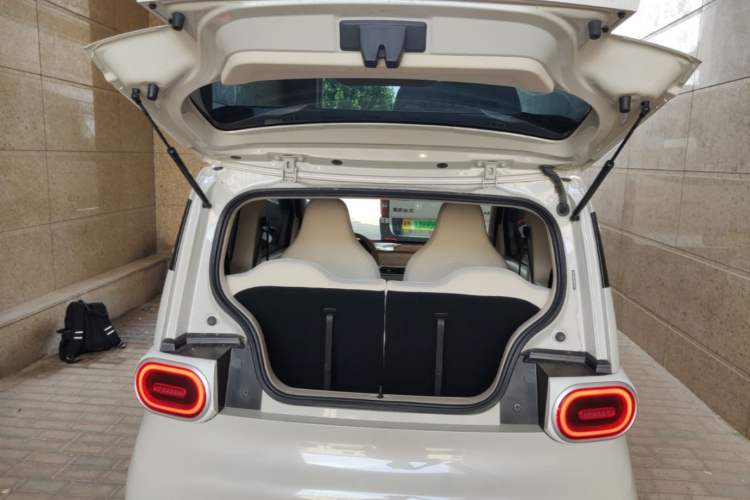 Used Wuling Hongguang MINIEV 2024 3rd Generation 215km Youth Edition Trunk