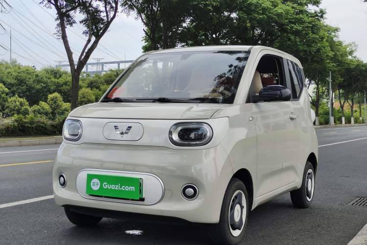 Used Wuling Hongguang MINIEV 2024 3rd Generation 215km Youth Edition Guazi used car, China used car export, Used car for sale, Used  cars, Cheapest cars for sale