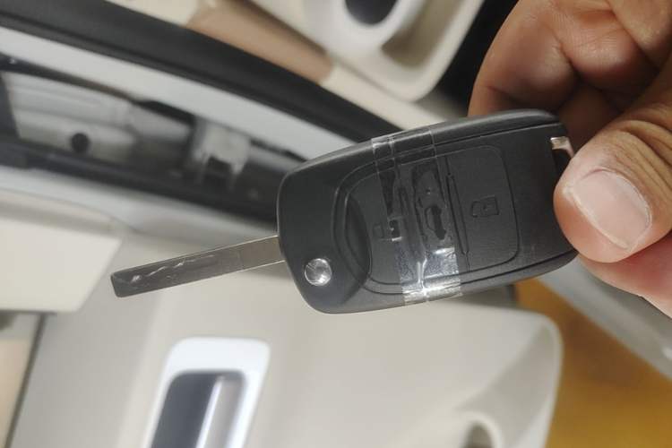 Used Wuling Hongguang MINIEV 2024 3rd Generation 215km Youth Edition Vehicle Key