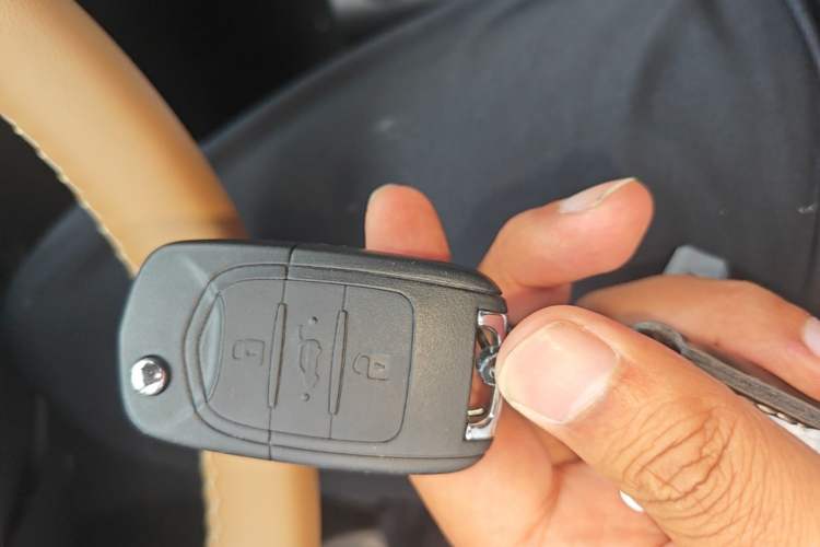 Used Wuling Hongguang MINIEV 2024 3rd Generation 215km Youth Edition Vehicle Key