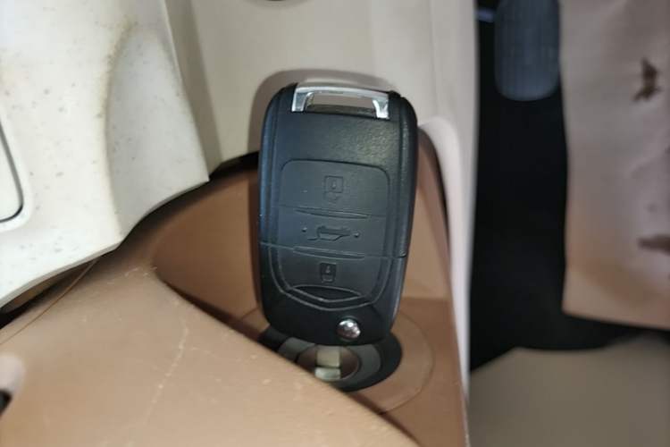Used Wuling Hongguang MINIEV 2024 3rd Generation 215km Youth Edition Vehicle Key