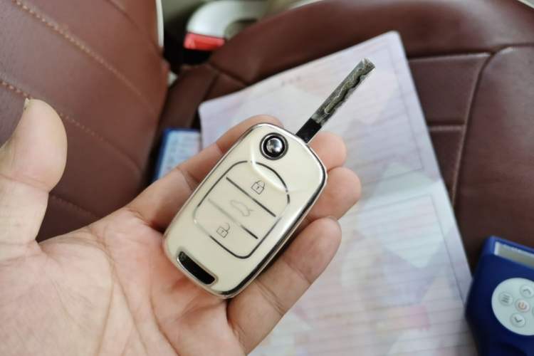 Used Wuling Hongguang MINIEV 2024 3rd Generation 215km Advanced Version Vehicle Key