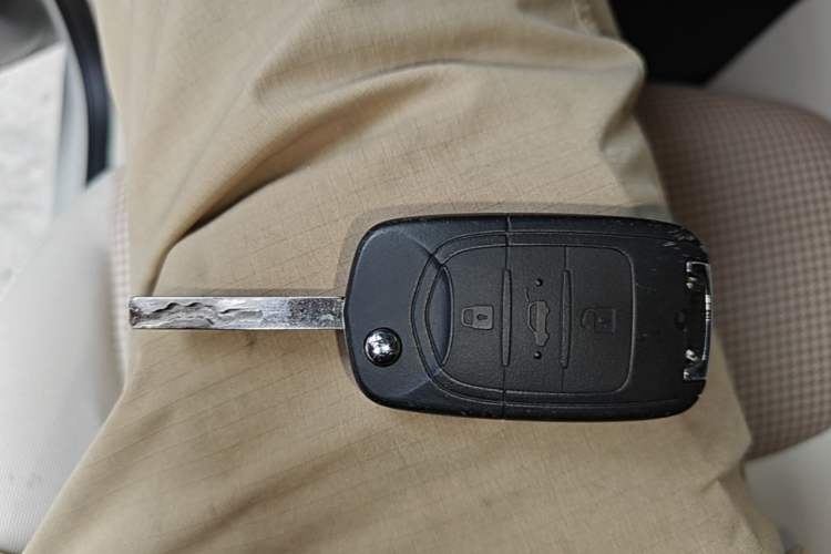 Used Wuling Hongguang MINIEV 2024 3rd Generation 215km Youth Edition Vehicle Key