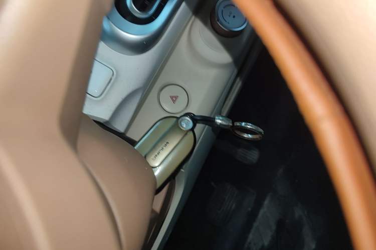 Used Wuling Hongguang MINIEV 2024 3rd Generation 215km Advanced Version Vehicle Key