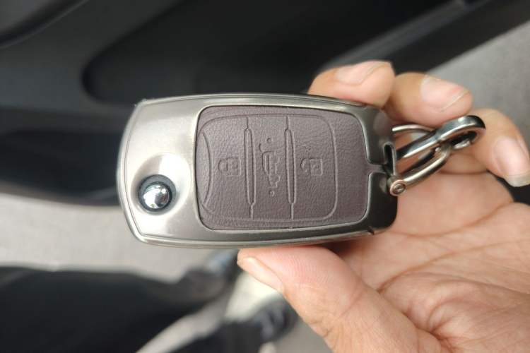 Used Wuling Hongguang MINIEV 2024 3rd Generation 215km Youth Edition Vehicle Key