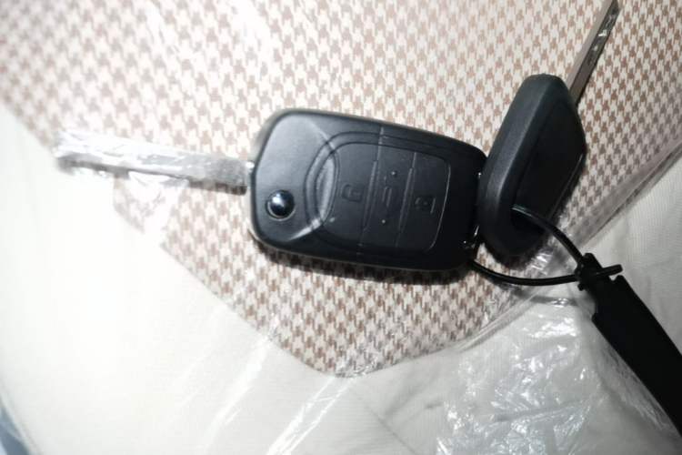 Used Wuling Hongguang MINIEV 2024 3rd Generation 215km Youth Edition Vehicle Key