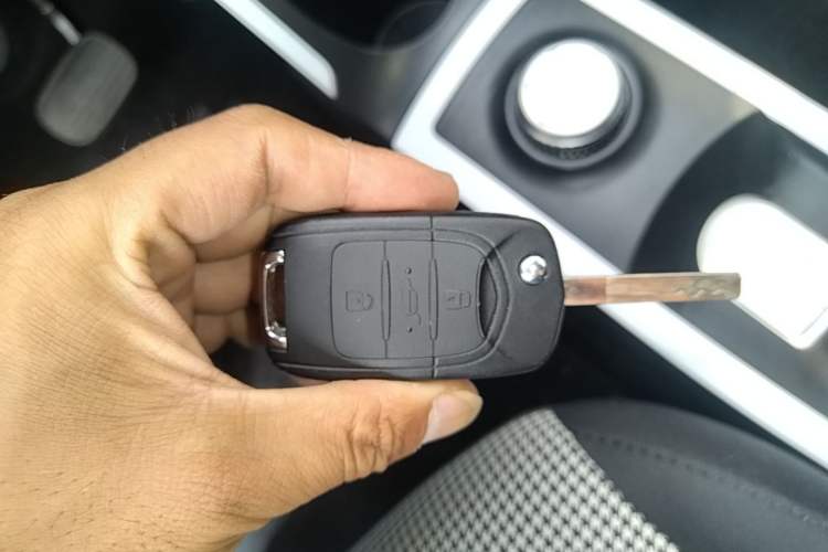 Used Wuling Hongguang MINIEV 2024 3rd Generation 215km Youth Edition Vehicle Key