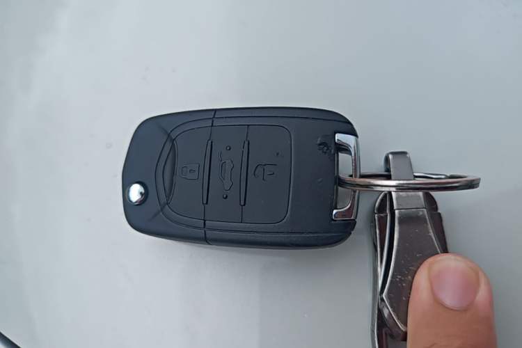 Used Wuling Hongguang MINIEV 2024 3rd Generation 215km Youth Edition Vehicle Key