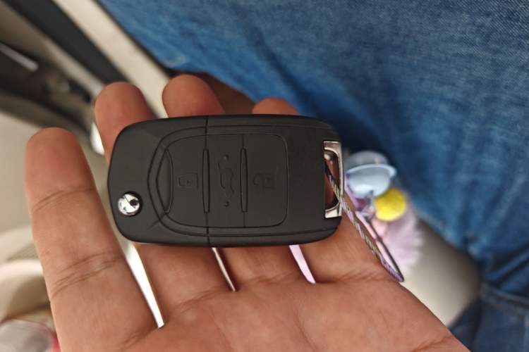 Used Wuling Hongguang MINIEV 2024 3rd Generation 215km Youth Edition Vehicle Key