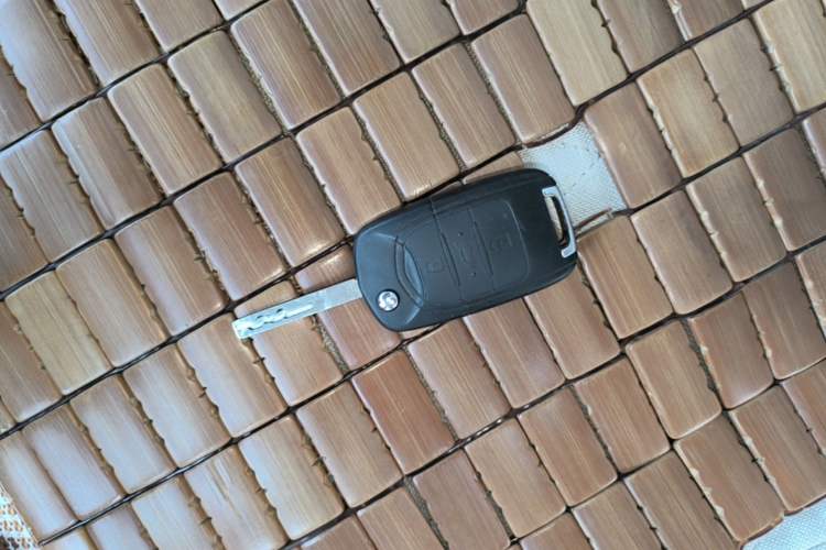 Used Wuling Hongguang MINIEV 2024 3rd Generation 215km Youth Edition Vehicle Key
