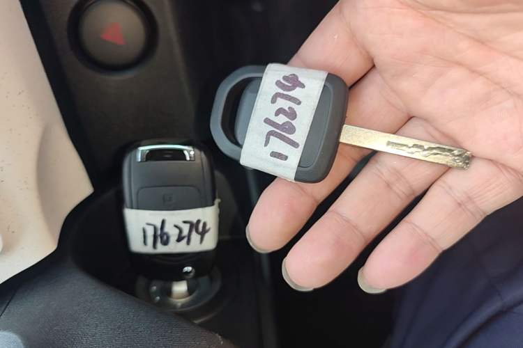 Used Wuling Hongguang MINIEV 2024 3rd Generation 215km Youth Edition Vehicle Key