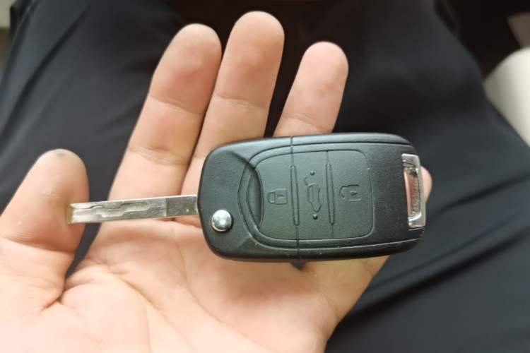 Used Wuling Hongguang MINIEV 2024 3rd Generation 215km Youth Edition Vehicle Key