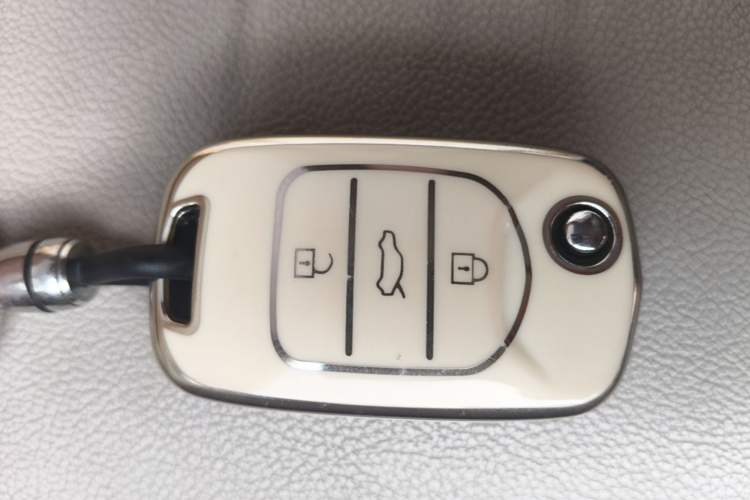 Used Wuling Hongguang MINIEV 2024 3rd Generation 215km Advanced Version Vehicle Key