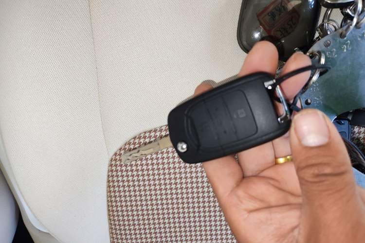 Used Wuling Hongguang MINIEV 2024 3rd Generation 215km Youth Edition Vehicle Key