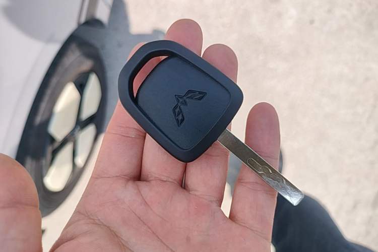 Used Wuling Hongguang MINIEV 2024 3rd Generation 215km Youth Edition Vehicle Key