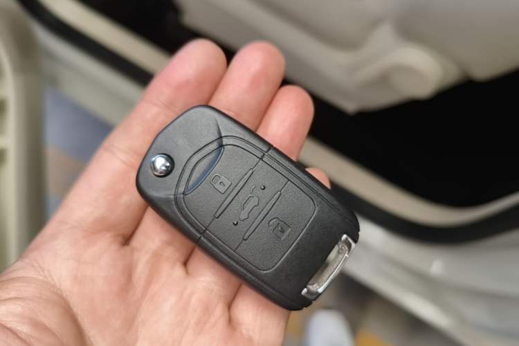Used Wuling Hongguang MINIEV 2024 3rd Generation 215km Youth Edition Vehicle Key