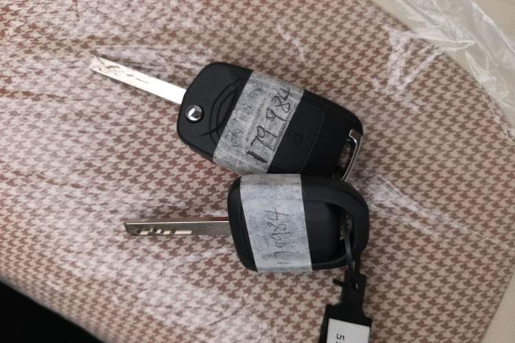 Used Wuling Hongguang MINIEV 2024 3rd Generation 215km Youth Edition Vehicle Key