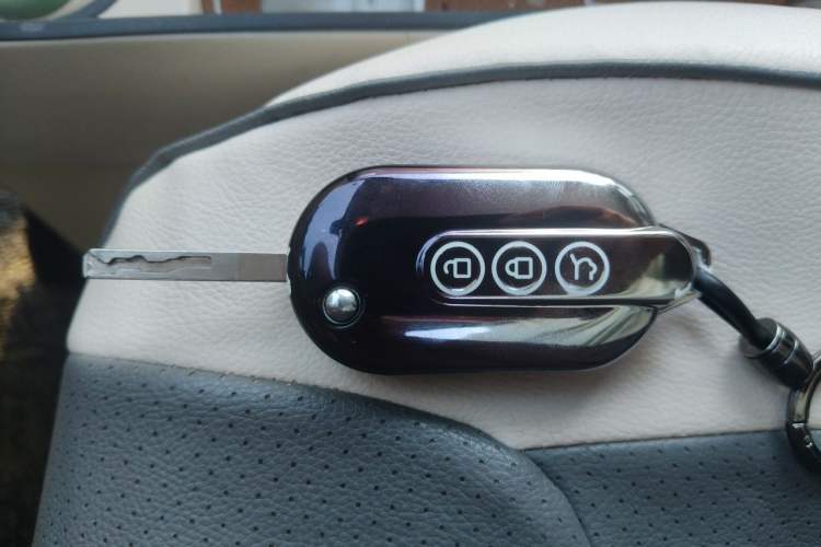 Used Wuling Hongguang MINIEV 2024 3rd Generation 215km Advanced Version Vehicle Key