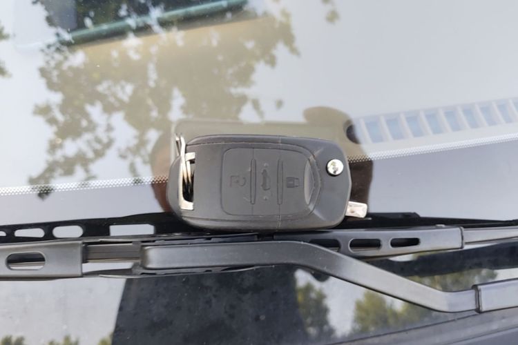 Used Wuling Hongguang MINIEV 2024 3rd Generation 215km Youth Edition Vehicle Key