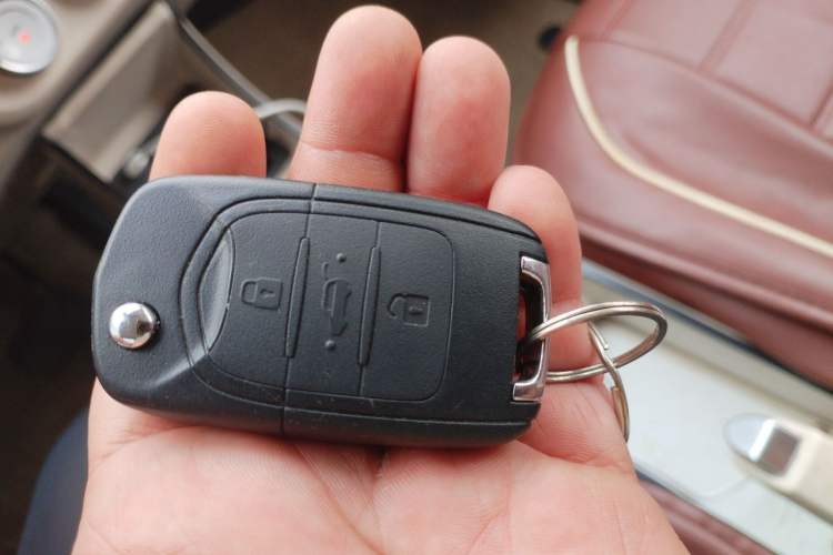 Used Wuling Hongguang MINIEV 2024 3rd Generation 215km Youth Edition Vehicle Key