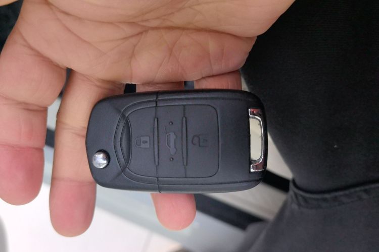 Used Wuling Hongguang MINIEV 2024 3rd Generation 215km Youth Edition Vehicle Key