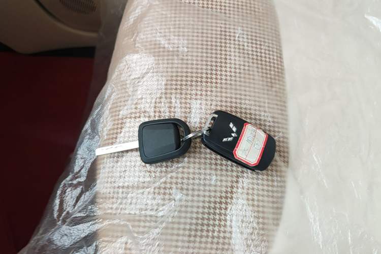 Used Wuling Hongguang MINIEV 2024 3rd Generation 215km Youth Edition Vehicle Key