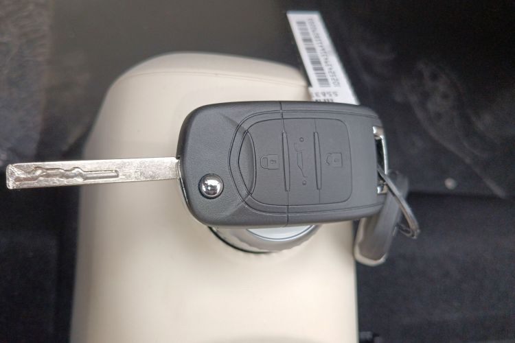 Used Wuling Hongguang MINIEV 2024 3rd Generation 215km Youth Edition Vehicle Key