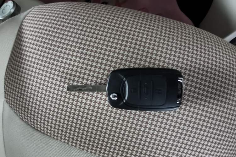 Used Wuling Hongguang MINIEV 2024 3rd Generation 215km Youth Edition Vehicle Key