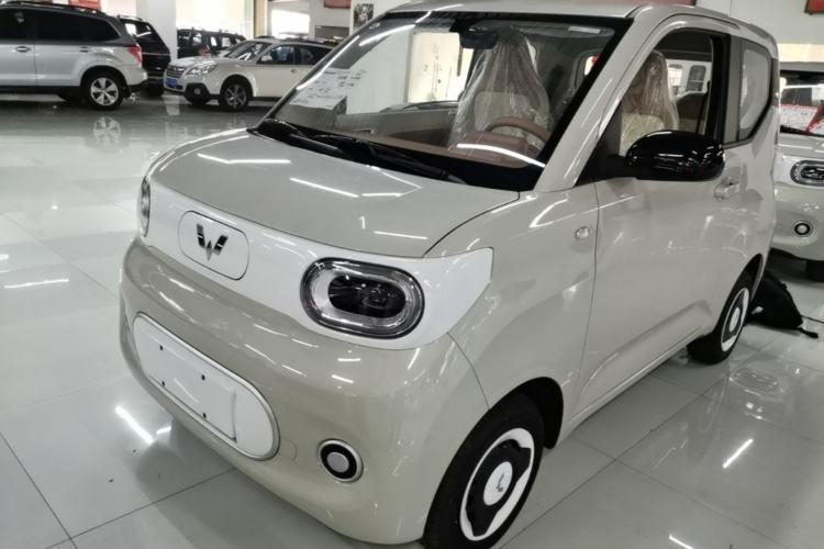 Used Wuling Hongguang MINIEV 2024 3rd Generation 215km Youth Edition Guazi used car, China used car export, Used car for sale, Used cars, Cheapest cars for sale