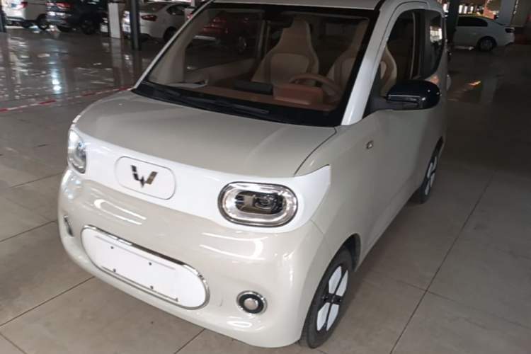 Used Wuling Hongguang MINIEV 2024 3rd Generation 215km Advanced Version Guazi used car, China used car export, Used car for sale, Used  cars, Cheapest cars for sale