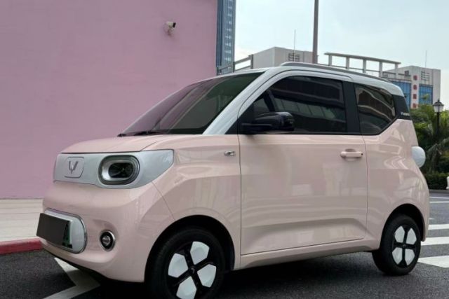 Wuling Hongguang MINIEV 2024 3rd Generation 215km Advanced Version usata