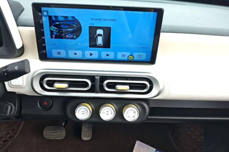 Used Wuling Hongguang MINIEV 2024 3rd Generation 215km Youth Edition Audio And AC Panel
