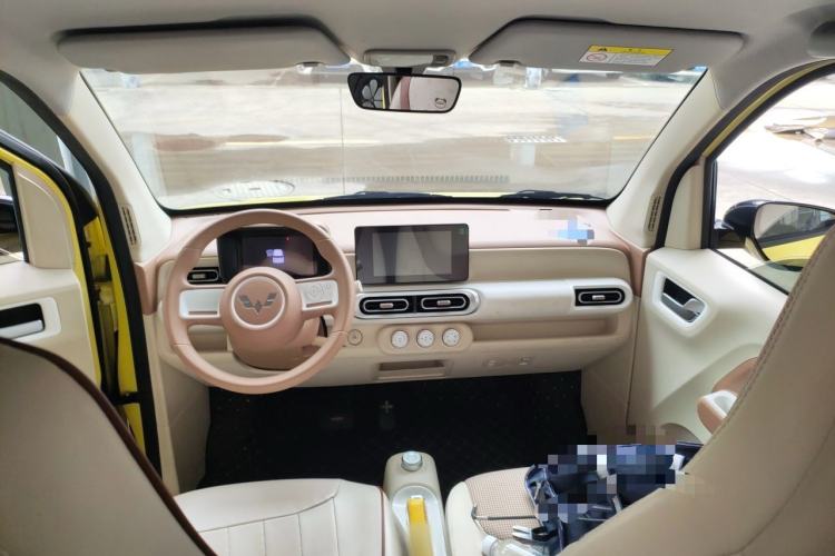 Used Wuling Hongguang MINIEV 2024 3rd Generation 215km Advanced Version Center Console