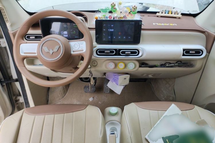 Used Wuling Hongguang MINIEV 2024 3rd Generation 215km Advanced Version Center Console