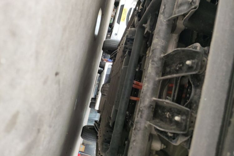 Used Wuling Hongguang MINIEV 2024 3rd Generation 215km Advanced Version Chassis Front