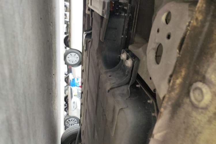 Used Wuling Hongguang MINIEV 2024 3rd Generation 215km Advanced Version Chassis Front Left