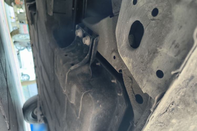 Used Wuling Hongguang MINIEV 2024 3rd Generation 215km Advanced Version Chassis Front Left