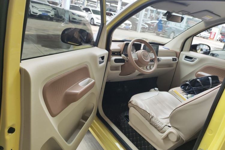 Used Wuling Hongguang MINIEV 2024 3rd Generation 215km Advanced Version Driver Seat