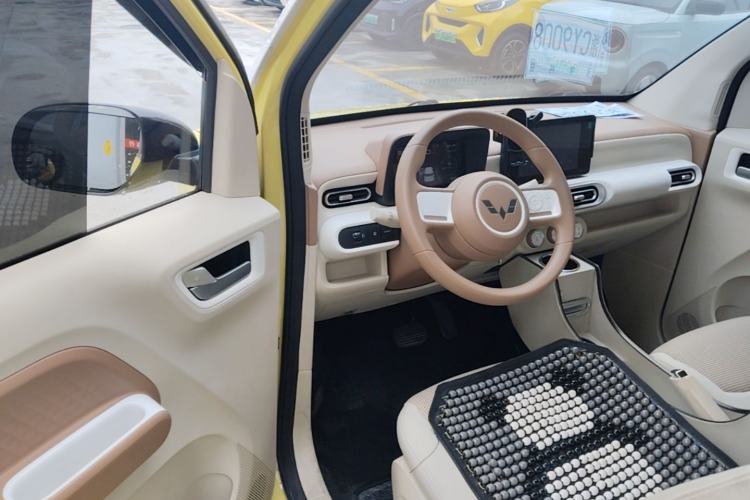 Used Wuling Hongguang MINIEV 2024 3rd Generation 215km Advanced Version Driver Seat