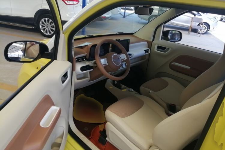 Used Wuling Hongguang MINIEV 2024 3rd Generation 215km Advanced Version Driver Seat