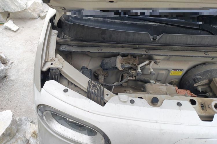 Used Wuling Hongguang MINIEV 2024 3rd Generation 215km Advanced Version Engine Bay Right