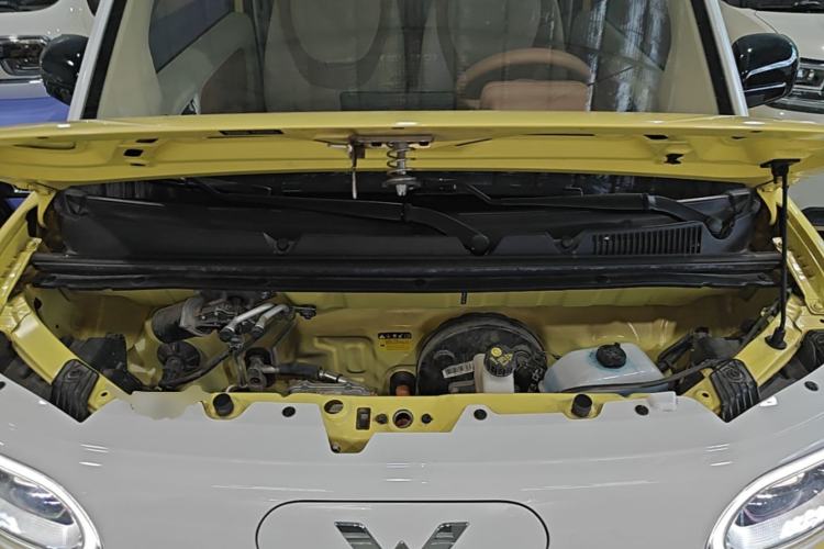 Used Wuling Hongguang MINIEV 2024 3rd Generation 215km Advanced Version Engine Bay