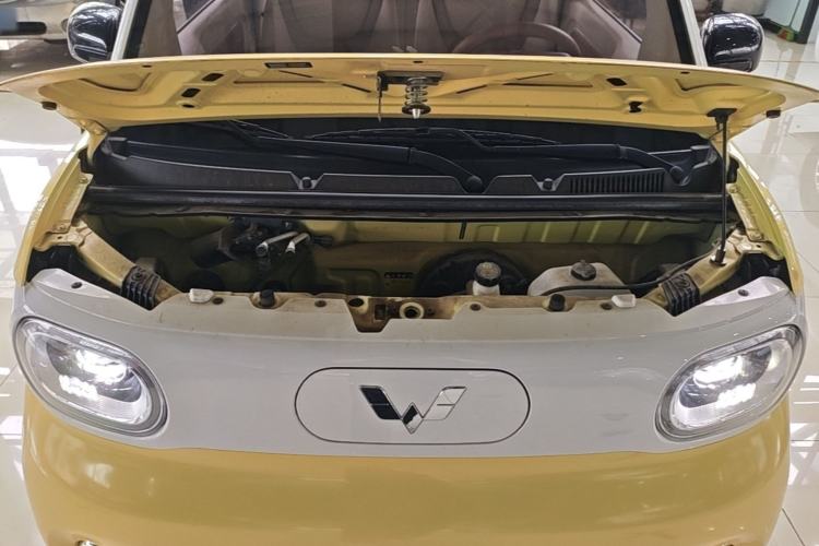 Used Wuling Hongguang MINIEV 2024 3rd Generation 215km Advanced Version Engine Bay