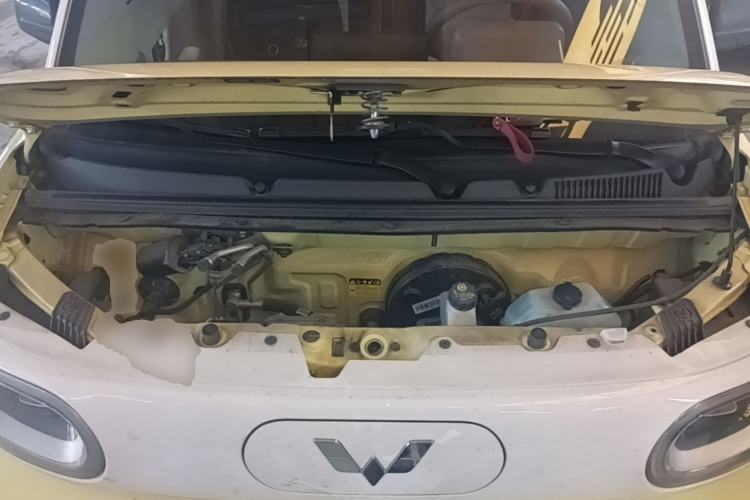 Used Wuling Hongguang MINIEV 2024 3rd Generation 215km Advanced Version Engine Bay