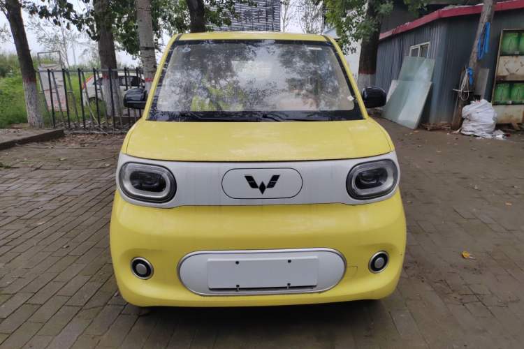 Used Wuling Hongguang MINIEV 2024 3rd Generation 215km Youth Edition Exterior 1