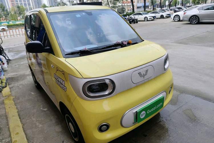 Used Wuling Hongguang MINIEV 2024 3rd Generation 215km Youth Edition Exterior 2