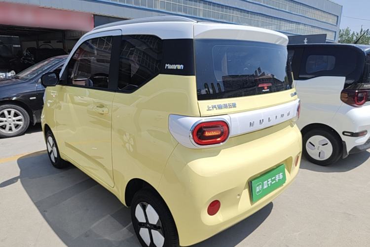 Used Wuling Hongguang MINIEV 2024 3rd Generation 215km Advanced Version Exterior 2