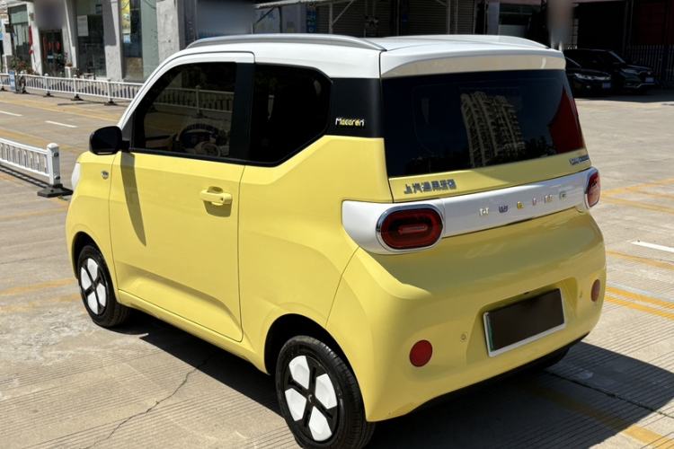 Used Wuling Hongguang MINIEV 2024 3rd Generation 215km Advanced Version Exterior 4