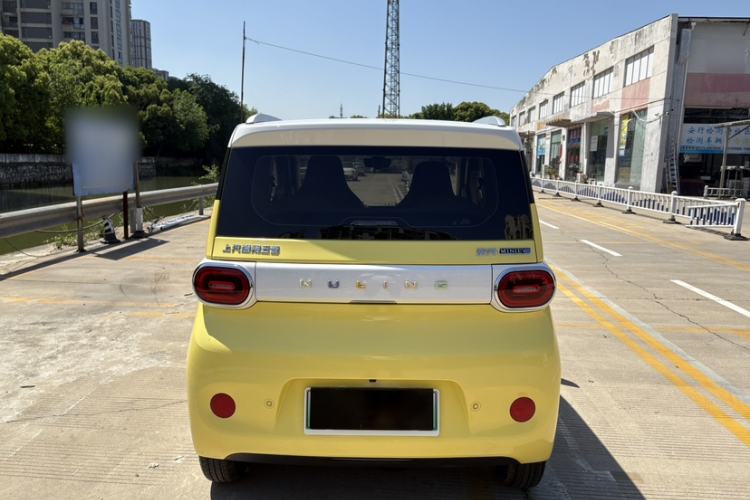 Used Wuling Hongguang MINIEV 2024 3rd Generation 215km Advanced Version Exterior 5