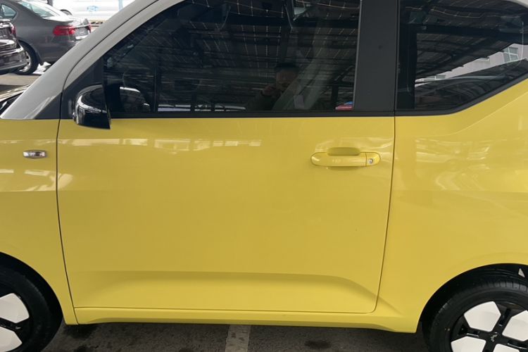 Used Wuling Hongguang MINIEV 2024 3rd Generation 215km Advanced Version Exterior 7